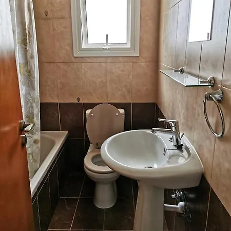 Flemigks 1 Bedroom Apartment *